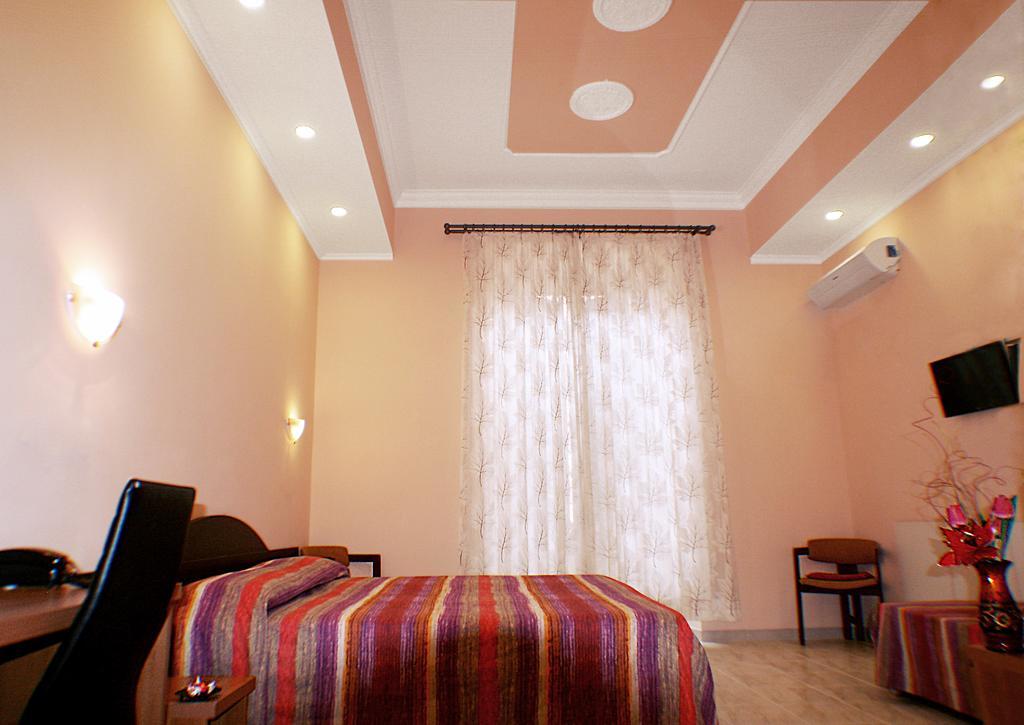 Premier Cavour Hotel Rzym Pokój zdjęcie