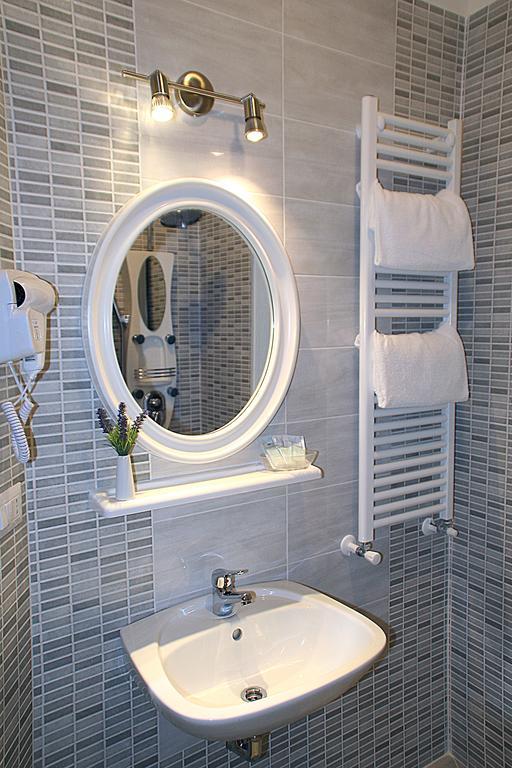 Premier Cavour Hotel Rzym Pokój zdjęcie